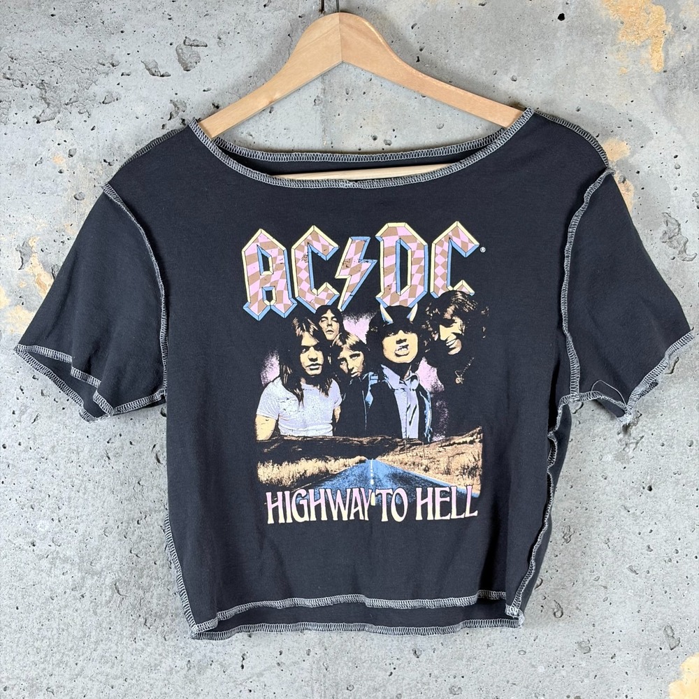 AC/DC Highway To Hell Rock Band Cropped Graphic T Shirt Womens Black Small